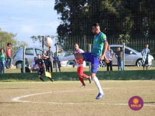 
<a style='margin-left: 5px;' class='btn btn-xs btn-social btn-facebook' href='https://www.facebook.com/sharer/sharer.php?u=https://www.boladovale.com.br/imgs/800-800-90/conteudo/fotos/1684/img9534.jpg' rel='popup' data-width='500' data-height='400'><i class='fa fa-facebook'></i>Compartilhar <span class='hidden-xs'>no Facebook</span>
</a> 
<a class='btn btn-default btn-xs' target='_blank' href='imgs/800-800-90/conteudo/fotos/1684/img9534.jpg'>
<span class='glyphicon glyphicon-cloud-download'></span> Salvar
</a> 
<span></span>