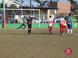 
<a style='margin-left: 5px;' class='btn btn-xs btn-social btn-facebook' href='https://www.facebook.com/sharer/sharer.php?u=https://www.boladovale.com.br/imgs/800-800-90/conteudo/fotos/1684/img9552.jpg' rel='popup' data-width='500' data-height='400'><i class='fa fa-facebook'></i>Compartilhar <span class='hidden-xs'>no Facebook</span>
</a> 
<a class='btn btn-default btn-xs' target='_blank' href='imgs/800-800-90/conteudo/fotos/1684/img9552.jpg'>
<span class='glyphicon glyphicon-cloud-download'></span> Salvar
</a> 
<span></span>