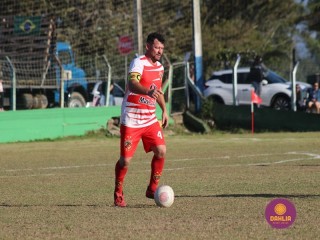 
<a style='margin-left: 5px;' class='btn btn-xs btn-social btn-facebook' href='https://www.facebook.com/sharer/sharer.php?u=https://www.boladovale.com.br/imgs/800-800-90/conteudo/fotos/1684/img9632.jpg' rel='popup' data-width='500' data-height='400'><i class='fa fa-facebook'></i>Compartilhar <span class='hidden-xs'>no Facebook</span>
</a> 
<a class='btn btn-default btn-xs' target='_blank' href='imgs/800-800-90/conteudo/fotos/1684/img9632.jpg'>
<span class='glyphicon glyphicon-cloud-download'></span> Salvar
</a> 
<span></span>