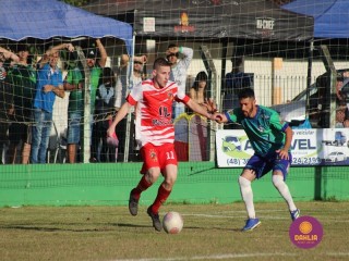 
<a style='margin-left: 5px;' class='btn btn-xs btn-social btn-facebook' href='https://www.facebook.com/sharer/sharer.php?u=https://www.boladovale.com.br/imgs/800-800-90/conteudo/fotos/1684/img9673.jpg' rel='popup' data-width='500' data-height='400'><i class='fa fa-facebook'></i>Compartilhar <span class='hidden-xs'>no Facebook</span>
</a> 
<a class='btn btn-default btn-xs' target='_blank' href='imgs/800-800-90/conteudo/fotos/1684/img9673.jpg'>
<span class='glyphicon glyphicon-cloud-download'></span> Salvar
</a> 
<span></span>