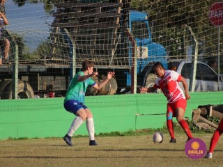 
<a style='margin-left: 5px;' class='btn btn-xs btn-social btn-facebook' href='https://www.facebook.com/sharer/sharer.php?u=https://www.boladovale.com.br/imgs/800-800-90/conteudo/fotos/1684/img9686.jpg' rel='popup' data-width='500' data-height='400'><i class='fa fa-facebook'></i>Compartilhar <span class='hidden-xs'>no Facebook</span>
</a> 
<a class='btn btn-default btn-xs' target='_blank' href='imgs/800-800-90/conteudo/fotos/1684/img9686.jpg'>
<span class='glyphicon glyphicon-cloud-download'></span> Salvar
</a> 
<span></span>
