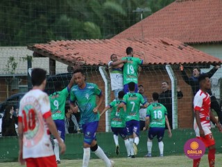 
<a style='margin-left: 5px;' class='btn btn-xs btn-social btn-facebook' href='https://www.facebook.com/sharer/sharer.php?u=https://www.boladovale.com.br/imgs/800-800-90/conteudo/fotos/1684/img9745.jpg' rel='popup' data-width='500' data-height='400'><i class='fa fa-facebook'></i>Compartilhar <span class='hidden-xs'>no Facebook</span>
</a> 
<a class='btn btn-default btn-xs' target='_blank' href='imgs/800-800-90/conteudo/fotos/1684/img9745.jpg'>
<span class='glyphicon glyphicon-cloud-download'></span> Salvar
</a> 
<span></span>