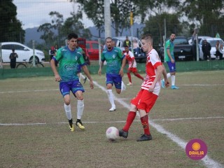 
<a style='margin-left: 5px;' class='btn btn-xs btn-social btn-facebook' href='https://www.facebook.com/sharer/sharer.php?u=https://www.boladovale.com.br/imgs/800-800-90/conteudo/fotos/1684/img9752.jpg' rel='popup' data-width='500' data-height='400'><i class='fa fa-facebook'></i>Compartilhar <span class='hidden-xs'>no Facebook</span>
</a> 
<a class='btn btn-default btn-xs' target='_blank' href='imgs/800-800-90/conteudo/fotos/1684/img9752.jpg'>
<span class='glyphicon glyphicon-cloud-download'></span> Salvar
</a> 
<span></span>