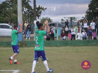 
<a style='margin-left: 5px;' class='btn btn-xs btn-social btn-facebook' href='https://www.facebook.com/sharer/sharer.php?u=https://www.boladovale.com.br/imgs/800-800-90/conteudo/fotos/1684/img9782.jpg' rel='popup' data-width='500' data-height='400'><i class='fa fa-facebook'></i>Compartilhar <span class='hidden-xs'>no Facebook</span>
</a> 
<a class='btn btn-default btn-xs' target='_blank' href='imgs/800-800-90/conteudo/fotos/1684/img9782.jpg'>
<span class='glyphicon glyphicon-cloud-download'></span> Salvar
</a> 
<span></span>