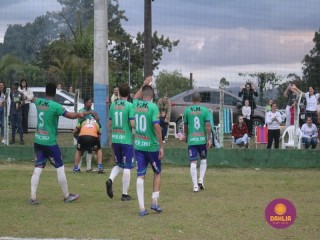 
<a style='margin-left: 5px;' class='btn btn-xs btn-social btn-facebook' href='https://www.facebook.com/sharer/sharer.php?u=https://www.boladovale.com.br/imgs/800-800-90/conteudo/fotos/1684/img9783.jpg' rel='popup' data-width='500' data-height='400'><i class='fa fa-facebook'></i>Compartilhar <span class='hidden-xs'>no Facebook</span>
</a> 
<a class='btn btn-default btn-xs' target='_blank' href='imgs/800-800-90/conteudo/fotos/1684/img9783.jpg'>
<span class='glyphicon glyphicon-cloud-download'></span> Salvar
</a> 
<span></span>