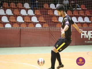 
<a style='margin-left: 5px;' class='btn btn-xs btn-social btn-facebook' href='https://www.facebook.com/sharer/sharer.php?u=https://www.boladovale.com.br/imgs/800-800-90/conteudo/fotos/1686/img9938.jpg' rel='popup' data-width='500' data-height='400'><i class='fa fa-facebook'></i>Compartilhar <span class='hidden-xs'>no Facebook</span>
</a> 
<a class='btn btn-default btn-xs' target='_blank' href='imgs/800-800-90/conteudo/fotos/1686/img9938.jpg'>
<span class='glyphicon glyphicon-cloud-download'></span> Salvar
</a> 
<span></span>