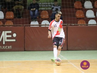 
<a style='margin-left: 5px;' class='btn btn-xs btn-social btn-facebook' href='https://www.facebook.com/sharer/sharer.php?u=https://www.boladovale.com.br/imgs/800-800-90/conteudo/fotos/1686/img9951.jpg' rel='popup' data-width='500' data-height='400'><i class='fa fa-facebook'></i>Compartilhar <span class='hidden-xs'>no Facebook</span>
</a> 
<a class='btn btn-default btn-xs' target='_blank' href='imgs/800-800-90/conteudo/fotos/1686/img9951.jpg'>
<span class='glyphicon glyphicon-cloud-download'></span> Salvar
</a> 
<span></span>