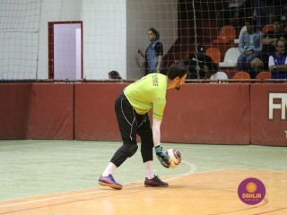 
<a style='margin-left: 5px;' class='btn btn-xs btn-social btn-facebook' href='https://www.facebook.com/sharer/sharer.php?u=https://www.boladovale.com.br/imgs/800-800-90/conteudo/fotos/1687/img0010.jpg' rel='popup' data-width='500' data-height='400'><i class='fa fa-facebook'></i>Compartilhar <span class='hidden-xs'>no Facebook</span>
</a> 
<a class='btn btn-default btn-xs' target='_blank' href='imgs/800-800-90/conteudo/fotos/1687/img0010.jpg'>
<span class='glyphicon glyphicon-cloud-download'></span> Salvar
</a> 
<span></span>