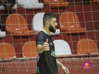 
<a style='margin-left: 5px;' class='btn btn-xs btn-social btn-facebook' href='https://www.facebook.com/sharer/sharer.php?u=https://www.boladovale.com.br/imgs/800-800-90/conteudo/fotos/1687/img0085.jpg' rel='popup' data-width='500' data-height='400'><i class='fa fa-facebook'></i>Compartilhar <span class='hidden-xs'>no Facebook</span>
</a> 
<a class='btn btn-default btn-xs' target='_blank' href='imgs/800-800-90/conteudo/fotos/1687/img0085.jpg'>
<span class='glyphicon glyphicon-cloud-download'></span> Salvar
</a> 
<span></span>