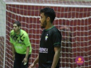 
<a style='margin-left: 5px;' class='btn btn-xs btn-social btn-facebook' href='https://www.facebook.com/sharer/sharer.php?u=https://www.boladovale.com.br/imgs/800-800-90/conteudo/fotos/1687/img0142.jpg' rel='popup' data-width='500' data-height='400'><i class='fa fa-facebook'></i>Compartilhar <span class='hidden-xs'>no Facebook</span>
</a> 
<a class='btn btn-default btn-xs' target='_blank' href='imgs/800-800-90/conteudo/fotos/1687/img0142.jpg'>
<span class='glyphicon glyphicon-cloud-download'></span> Salvar
</a> 
<span></span>