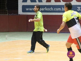 
<a style='margin-left: 5px;' class='btn btn-xs btn-social btn-facebook' href='https://www.facebook.com/sharer/sharer.php?u=https://www.boladovale.com.br/imgs/800-800-90/conteudo/fotos/1687/img0157.jpg' rel='popup' data-width='500' data-height='400'><i class='fa fa-facebook'></i>Compartilhar <span class='hidden-xs'>no Facebook</span>
</a> 
<a class='btn btn-default btn-xs' target='_blank' href='imgs/800-800-90/conteudo/fotos/1687/img0157.jpg'>
<span class='glyphicon glyphicon-cloud-download'></span> Salvar
</a> 
<span></span>