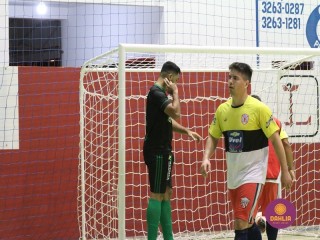 
<a style='margin-left: 5px;' class='btn btn-xs btn-social btn-facebook' href='https://www.facebook.com/sharer/sharer.php?u=https://www.boladovale.com.br/imgs/800-800-90/conteudo/fotos/1687/img0168.jpg' rel='popup' data-width='500' data-height='400'><i class='fa fa-facebook'></i>Compartilhar <span class='hidden-xs'>no Facebook</span>
</a> 
<a class='btn btn-default btn-xs' target='_blank' href='imgs/800-800-90/conteudo/fotos/1687/img0168.jpg'>
<span class='glyphicon glyphicon-cloud-download'></span> Salvar
</a> 
<span></span>