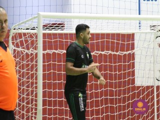 
<a style='margin-left: 5px;' class='btn btn-xs btn-social btn-facebook' href='https://www.facebook.com/sharer/sharer.php?u=https://www.boladovale.com.br/imgs/800-800-90/conteudo/fotos/1687/img0169.jpg' rel='popup' data-width='500' data-height='400'><i class='fa fa-facebook'></i>Compartilhar <span class='hidden-xs'>no Facebook</span>
</a> 
<a class='btn btn-default btn-xs' target='_blank' href='imgs/800-800-90/conteudo/fotos/1687/img0169.jpg'>
<span class='glyphicon glyphicon-cloud-download'></span> Salvar
</a> 
<span></span>