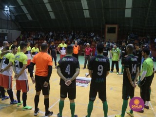 
<a style='margin-left: 5px;' class='btn btn-xs btn-social btn-facebook' href='https://www.facebook.com/sharer/sharer.php?u=https://www.boladovale.com.br/imgs/800-800-90/conteudo/fotos/1687/img9976.jpg' rel='popup' data-width='500' data-height='400'><i class='fa fa-facebook'></i>Compartilhar <span class='hidden-xs'>no Facebook</span>
</a> 
<a class='btn btn-default btn-xs' target='_blank' href='imgs/800-800-90/conteudo/fotos/1687/img9976.jpg'>
<span class='glyphicon glyphicon-cloud-download'></span> Salvar
</a> 
<span></span>