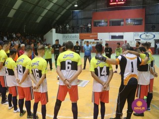 
<a style='margin-left: 5px;' class='btn btn-xs btn-social btn-facebook' href='https://www.facebook.com/sharer/sharer.php?u=https://www.boladovale.com.br/imgs/800-800-90/conteudo/fotos/1687/img9982.jpg' rel='popup' data-width='500' data-height='400'><i class='fa fa-facebook'></i>Compartilhar <span class='hidden-xs'>no Facebook</span>
</a> 
<a class='btn btn-default btn-xs' target='_blank' href='imgs/800-800-90/conteudo/fotos/1687/img9982.jpg'>
<span class='glyphicon glyphicon-cloud-download'></span> Salvar
</a> 
<span></span>