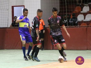 
<a style='margin-left: 5px;' class='btn btn-xs btn-social btn-facebook' href='https://www.facebook.com/sharer/sharer.php?u=https://www.boladovale.com.br/imgs/800-800-90/conteudo/fotos/1689/img0294.jpg' rel='popup' data-width='500' data-height='400'><i class='fa fa-facebook'></i>Compartilhar <span class='hidden-xs'>no Facebook</span>
</a> 
<a class='btn btn-default btn-xs' target='_blank' href='imgs/800-800-90/conteudo/fotos/1689/img0294.jpg'>
<span class='glyphicon glyphicon-cloud-download'></span> Salvar
</a> 
<span></span>