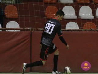 
<a style='margin-left: 5px;' class='btn btn-xs btn-social btn-facebook' href='https://www.facebook.com/sharer/sharer.php?u=https://www.boladovale.com.br/imgs/800-800-90/conteudo/fotos/1689/img0314.jpg' rel='popup' data-width='500' data-height='400'><i class='fa fa-facebook'></i>Compartilhar <span class='hidden-xs'>no Facebook</span>
</a> 
<a class='btn btn-default btn-xs' target='_blank' href='imgs/800-800-90/conteudo/fotos/1689/img0314.jpg'>
<span class='glyphicon glyphicon-cloud-download'></span> Salvar
</a> 
<span></span>