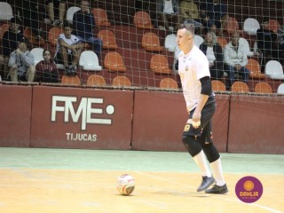 
<a style='margin-left: 5px;' class='btn btn-xs btn-social btn-facebook' href='https://www.facebook.com/sharer/sharer.php?u=https://www.boladovale.com.br/imgs/800-800-90/conteudo/fotos/1691/img7234.jpg' rel='popup' data-width='500' data-height='400'><i class='fa fa-facebook'></i>Compartilhar <span class='hidden-xs'>no Facebook</span>
</a> 
<a class='btn btn-default btn-xs' target='_blank' href='imgs/800-800-90/conteudo/fotos/1691/img7234.jpg'>
<span class='glyphicon glyphicon-cloud-download'></span> Salvar
</a> 
<span></span>