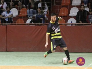 
<a style='margin-left: 5px;' class='btn btn-xs btn-social btn-facebook' href='https://www.facebook.com/sharer/sharer.php?u=https://www.boladovale.com.br/imgs/800-800-90/conteudo/fotos/1692/img0557.jpg' rel='popup' data-width='500' data-height='400'><i class='fa fa-facebook'></i>Compartilhar <span class='hidden-xs'>no Facebook</span>
</a> 
<a class='btn btn-default btn-xs' target='_blank' href='imgs/800-800-90/conteudo/fotos/1692/img0557.jpg'>
<span class='glyphicon glyphicon-cloud-download'></span> Salvar
</a> 
<span></span>