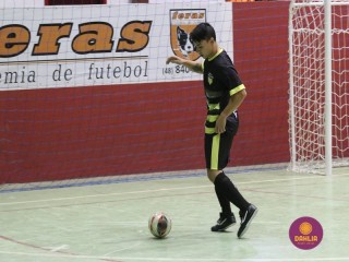 
<a style='margin-left: 5px;' class='btn btn-xs btn-social btn-facebook' href='https://www.facebook.com/sharer/sharer.php?u=https://www.boladovale.com.br/imgs/800-800-90/conteudo/fotos/1692/img0566.jpg' rel='popup' data-width='500' data-height='400'><i class='fa fa-facebook'></i>Compartilhar <span class='hidden-xs'>no Facebook</span>
</a> 
<a class='btn btn-default btn-xs' target='_blank' href='imgs/800-800-90/conteudo/fotos/1692/img0566.jpg'>
<span class='glyphicon glyphicon-cloud-download'></span> Salvar
</a> 
<span></span>