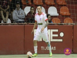 
<a style='margin-left: 5px;' class='btn btn-xs btn-social btn-facebook' href='https://www.facebook.com/sharer/sharer.php?u=https://www.boladovale.com.br/imgs/800-800-90/conteudo/fotos/1692/img0583.jpg' rel='popup' data-width='500' data-height='400'><i class='fa fa-facebook'></i>Compartilhar <span class='hidden-xs'>no Facebook</span>
</a> 
<a class='btn btn-default btn-xs' target='_blank' href='imgs/800-800-90/conteudo/fotos/1692/img0583.jpg'>
<span class='glyphicon glyphicon-cloud-download'></span> Salvar
</a> 
<span></span>