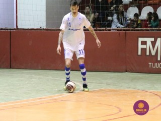 
<a style='margin-left: 5px;' class='btn btn-xs btn-social btn-facebook' href='https://www.facebook.com/sharer/sharer.php?u=https://www.boladovale.com.br/imgs/800-800-90/conteudo/fotos/1694/img0680.jpg' rel='popup' data-width='500' data-height='400'><i class='fa fa-facebook'></i>Compartilhar <span class='hidden-xs'>no Facebook</span>
</a> 
<a class='btn btn-default btn-xs' target='_blank' href='imgs/800-800-90/conteudo/fotos/1694/img0680.jpg'>
<span class='glyphicon glyphicon-cloud-download'></span> Salvar
</a> 
<span></span>