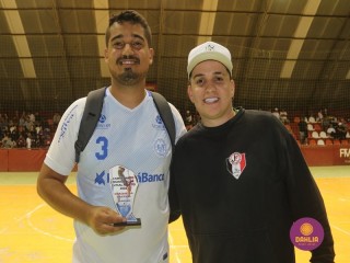 
<a style='margin-left: 5px;' class='btn btn-xs btn-social btn-facebook' href='https://www.facebook.com/sharer/sharer.php?u=https://www.boladovale.com.br/imgs/800-800-90/conteudo/fotos/1694/img0746.jpg' rel='popup' data-width='500' data-height='400'><i class='fa fa-facebook'></i>Compartilhar <span class='hidden-xs'>no Facebook</span>
</a> 
<a class='btn btn-default btn-xs' target='_blank' href='imgs/800-800-90/conteudo/fotos/1694/img0746.jpg'>
<span class='glyphicon glyphicon-cloud-download'></span> Salvar
</a> 
<span></span>