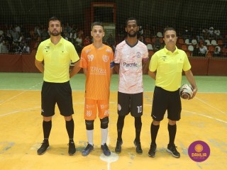 
<a style='margin-left: 5px;' class='btn btn-xs btn-social btn-facebook' href='https://www.facebook.com/sharer/sharer.php?u=https://www.boladovale.com.br/imgs/800-800-90/conteudo/fotos/1695/img0756.jpg' rel='popup' data-width='500' data-height='400'><i class='fa fa-facebook'></i>Compartilhar <span class='hidden-xs'>no Facebook</span>
</a> 
<a class='btn btn-default btn-xs' target='_blank' href='imgs/800-800-90/conteudo/fotos/1695/img0756.jpg'>
<span class='glyphicon glyphicon-cloud-download'></span> Salvar
</a> 
<span></span>