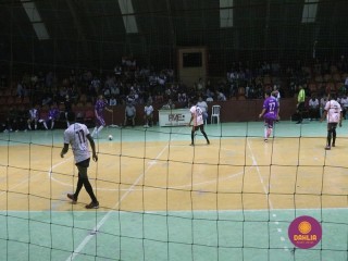 
<a style='margin-left: 5px;' class='btn btn-xs btn-social btn-facebook' href='https://www.facebook.com/sharer/sharer.php?u=https://www.boladovale.com.br/imgs/800-800-90/conteudo/fotos/1695/img0857.jpg' rel='popup' data-width='500' data-height='400'><i class='fa fa-facebook'></i>Compartilhar <span class='hidden-xs'>no Facebook</span>
</a> 
<a class='btn btn-default btn-xs' target='_blank' href='imgs/800-800-90/conteudo/fotos/1695/img0857.jpg'>
<span class='glyphicon glyphicon-cloud-download'></span> Salvar
</a> 
<span></span>