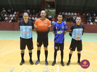 
<a style='margin-left: 5px;' class='btn btn-xs btn-social btn-facebook' href='https://www.facebook.com/sharer/sharer.php?u=https://www.boladovale.com.br/imgs/800-800-90/conteudo/fotos/1697/img7382.jpg' rel='popup' data-width='500' data-height='400'><i class='fa fa-facebook'></i>Compartilhar <span class='hidden-xs'>no Facebook</span>
</a> 
<a class='btn btn-default btn-xs' target='_blank' href='imgs/800-800-90/conteudo/fotos/1697/img7382.jpg'>
<span class='glyphicon glyphicon-cloud-download'></span> Salvar
</a> 
<span></span>