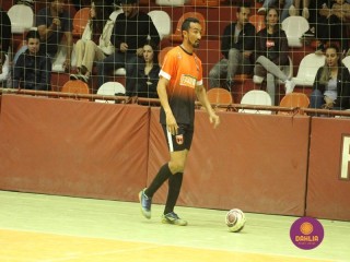 
<a style='margin-left: 5px;' class='btn btn-xs btn-social btn-facebook' href='https://www.facebook.com/sharer/sharer.php?u=https://www.boladovale.com.br/imgs/800-800-90/conteudo/fotos/1697/img7389.jpg' rel='popup' data-width='500' data-height='400'><i class='fa fa-facebook'></i>Compartilhar <span class='hidden-xs'>no Facebook</span>
</a> 
<a class='btn btn-default btn-xs' target='_blank' href='imgs/800-800-90/conteudo/fotos/1697/img7389.jpg'>
<span class='glyphicon glyphicon-cloud-download'></span> Salvar
</a> 
<span></span>