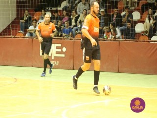 
<a style='margin-left: 5px;' class='btn btn-xs btn-social btn-facebook' href='https://www.facebook.com/sharer/sharer.php?u=https://www.boladovale.com.br/imgs/800-800-90/conteudo/fotos/1697/img7394.jpg' rel='popup' data-width='500' data-height='400'><i class='fa fa-facebook'></i>Compartilhar <span class='hidden-xs'>no Facebook</span>
</a> 
<a class='btn btn-default btn-xs' target='_blank' href='imgs/800-800-90/conteudo/fotos/1697/img7394.jpg'>
<span class='glyphicon glyphicon-cloud-download'></span> Salvar
</a> 
<span></span>