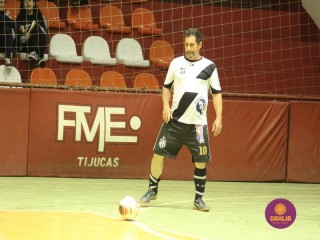
<a style='margin-left: 5px;' class='btn btn-xs btn-social btn-facebook' href='https://www.facebook.com/sharer/sharer.php?u=https://www.boladovale.com.br/imgs/800-800-90/conteudo/fotos/1698/img7497.jpg' rel='popup' data-width='500' data-height='400'><i class='fa fa-facebook'></i>Compartilhar <span class='hidden-xs'>no Facebook</span>
</a> 
<a class='btn btn-default btn-xs' target='_blank' href='imgs/800-800-90/conteudo/fotos/1698/img7497.jpg'>
<span class='glyphicon glyphicon-cloud-download'></span> Salvar
</a> 
<span></span>
