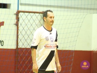 
<a style='margin-left: 5px;' class='btn btn-xs btn-social btn-facebook' href='https://www.facebook.com/sharer/sharer.php?u=https://www.boladovale.com.br/imgs/800-800-90/conteudo/fotos/1698/img7513.jpg' rel='popup' data-width='500' data-height='400'><i class='fa fa-facebook'></i>Compartilhar <span class='hidden-xs'>no Facebook</span>
</a> 
<a class='btn btn-default btn-xs' target='_blank' href='imgs/800-800-90/conteudo/fotos/1698/img7513.jpg'>
<span class='glyphicon glyphicon-cloud-download'></span> Salvar
</a> 
<span></span>