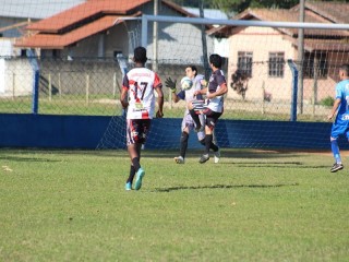 
<a style='margin-left: 5px;' class='btn btn-xs btn-social btn-facebook' href='https://www.facebook.com/sharer/sharer.php?u=https://www.boladovale.com.br/imgs/800-800-90/conteudo/fotos/1699/img7055.jpg' rel='popup' data-width='500' data-height='400'><i class='fa fa-facebook'></i>Compartilhar <span class='hidden-xs'>no Facebook</span>
</a> 
<a class='btn btn-default btn-xs' target='_blank' href='imgs/800-800-90/conteudo/fotos/1699/img7055.jpg'>
<span class='glyphicon glyphicon-cloud-download'></span> Salvar
</a> 
<span></span>