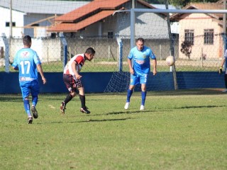 
<a style='margin-left: 5px;' class='btn btn-xs btn-social btn-facebook' href='https://www.facebook.com/sharer/sharer.php?u=https://www.boladovale.com.br/imgs/800-800-90/conteudo/fotos/1699/img7070.jpg' rel='popup' data-width='500' data-height='400'><i class='fa fa-facebook'></i>Compartilhar <span class='hidden-xs'>no Facebook</span>
</a> 
<a class='btn btn-default btn-xs' target='_blank' href='imgs/800-800-90/conteudo/fotos/1699/img7070.jpg'>
<span class='glyphicon glyphicon-cloud-download'></span> Salvar
</a> 
<span></span>