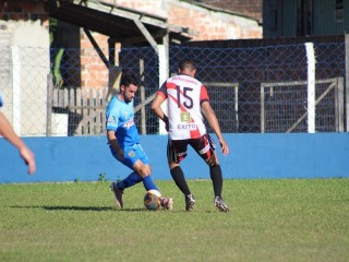 
<a style='margin-left: 5px;' class='btn btn-xs btn-social btn-facebook' href='https://www.facebook.com/sharer/sharer.php?u=https://www.boladovale.com.br/imgs/800-800-90/conteudo/fotos/1699/img7083.jpg' rel='popup' data-width='500' data-height='400'><i class='fa fa-facebook'></i>Compartilhar <span class='hidden-xs'>no Facebook</span>
</a> 
<a class='btn btn-default btn-xs' target='_blank' href='imgs/800-800-90/conteudo/fotos/1699/img7083.jpg'>
<span class='glyphicon glyphicon-cloud-download'></span> Salvar
</a> 
<span></span>
