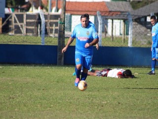
<a style='margin-left: 5px;' class='btn btn-xs btn-social btn-facebook' href='https://www.facebook.com/sharer/sharer.php?u=https://www.boladovale.com.br/imgs/800-800-90/conteudo/fotos/1699/img7096.jpg' rel='popup' data-width='500' data-height='400'><i class='fa fa-facebook'></i>Compartilhar <span class='hidden-xs'>no Facebook</span>
</a> 
<a class='btn btn-default btn-xs' target='_blank' href='imgs/800-800-90/conteudo/fotos/1699/img7096.jpg'>
<span class='glyphicon glyphicon-cloud-download'></span> Salvar
</a> 
<span></span>