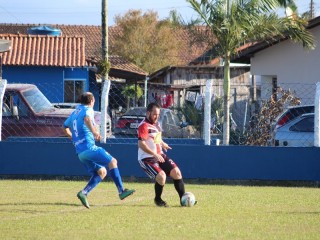 
<a style='margin-left: 5px;' class='btn btn-xs btn-social btn-facebook' href='https://www.facebook.com/sharer/sharer.php?u=https://www.boladovale.com.br/imgs/800-800-90/conteudo/fotos/1699/img7127.jpg' rel='popup' data-width='500' data-height='400'><i class='fa fa-facebook'></i>Compartilhar <span class='hidden-xs'>no Facebook</span>
</a> 
<a class='btn btn-default btn-xs' target='_blank' href='imgs/800-800-90/conteudo/fotos/1699/img7127.jpg'>
<span class='glyphicon glyphicon-cloud-download'></span> Salvar
</a> 
<span></span>