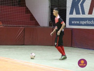 
<a style='margin-left: 5px;' class='btn btn-xs btn-social btn-facebook' href='https://www.facebook.com/sharer/sharer.php?u=https://www.boladovale.com.br/imgs/800-800-90/conteudo/fotos/1700/img0905.jpg' rel='popup' data-width='500' data-height='400'><i class='fa fa-facebook'></i>Compartilhar <span class='hidden-xs'>no Facebook</span>
</a> 
<a class='btn btn-default btn-xs' target='_blank' href='imgs/800-800-90/conteudo/fotos/1700/img0905.jpg'>
<span class='glyphicon glyphicon-cloud-download'></span> Salvar
</a> 
<span></span>
