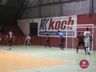 
<a style='margin-left: 5px;' class='btn btn-xs btn-social btn-facebook' href='https://www.facebook.com/sharer/sharer.php?u=https://www.boladovale.com.br/imgs/800-800-90/conteudo/fotos/1702/img1025.jpg' rel='popup' data-width='500' data-height='400'><i class='fa fa-facebook'></i>Compartilhar <span class='hidden-xs'>no Facebook</span>
</a> 
<a class='btn btn-default btn-xs' target='_blank' href='imgs/800-800-90/conteudo/fotos/1702/img1025.jpg'>
<span class='glyphicon glyphicon-cloud-download'></span> Salvar
</a> 
<span></span>