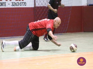 
<a style='margin-left: 5px;' class='btn btn-xs btn-social btn-facebook' href='https://www.facebook.com/sharer/sharer.php?u=https://www.boladovale.com.br/imgs/800-800-90/conteudo/fotos/1702/img1073.jpg' rel='popup' data-width='500' data-height='400'><i class='fa fa-facebook'></i>Compartilhar <span class='hidden-xs'>no Facebook</span>
</a> 
<a class='btn btn-default btn-xs' target='_blank' href='imgs/800-800-90/conteudo/fotos/1702/img1073.jpg'>
<span class='glyphicon glyphicon-cloud-download'></span> Salvar
</a> 
<span></span>
