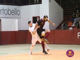 
<a style='margin-left: 5px;' class='btn btn-xs btn-social btn-facebook' href='https://www.facebook.com/sharer/sharer.php?u=https://www.boladovale.com.br/imgs/800-800-90/conteudo/fotos/1702/img1082.jpg' rel='popup' data-width='500' data-height='400'><i class='fa fa-facebook'></i>Compartilhar <span class='hidden-xs'>no Facebook</span>
</a> 
<a class='btn btn-default btn-xs' target='_blank' href='imgs/800-800-90/conteudo/fotos/1702/img1082.jpg'>
<span class='glyphicon glyphicon-cloud-download'></span> Salvar
</a> 
<span></span>