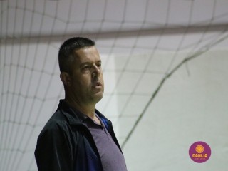 
<a style='margin-left: 5px;' class='btn btn-xs btn-social btn-facebook' href='https://www.facebook.com/sharer/sharer.php?u=https://www.boladovale.com.br/imgs/800-800-90/conteudo/fotos/1702/img1115.jpg' rel='popup' data-width='500' data-height='400'><i class='fa fa-facebook'></i>Compartilhar <span class='hidden-xs'>no Facebook</span>
</a> 
<a class='btn btn-default btn-xs' target='_blank' href='imgs/800-800-90/conteudo/fotos/1702/img1115.jpg'>
<span class='glyphicon glyphicon-cloud-download'></span> Salvar
</a> 
<span></span>