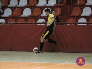 
<a style='margin-left: 5px;' class='btn btn-xs btn-social btn-facebook' href='https://www.facebook.com/sharer/sharer.php?u=https://www.boladovale.com.br/imgs/800-800-90/conteudo/fotos/1705/img1838.jpg' rel='popup' data-width='500' data-height='400'><i class='fa fa-facebook'></i>Compartilhar <span class='hidden-xs'>no Facebook</span>
</a> 
<a class='btn btn-default btn-xs' target='_blank' href='imgs/800-800-90/conteudo/fotos/1705/img1838.jpg'>
<span class='glyphicon glyphicon-cloud-download'></span> Salvar
</a> 
<span></span>