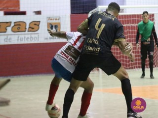 
<a style='margin-left: 5px;' class='btn btn-xs btn-social btn-facebook' href='https://www.facebook.com/sharer/sharer.php?u=https://www.boladovale.com.br/imgs/800-800-90/conteudo/fotos/1706/img2007.jpg' rel='popup' data-width='500' data-height='400'><i class='fa fa-facebook'></i>Compartilhar <span class='hidden-xs'>no Facebook</span>
</a> 
<a class='btn btn-default btn-xs' target='_blank' href='imgs/800-800-90/conteudo/fotos/1706/img2007.jpg'>
<span class='glyphicon glyphicon-cloud-download'></span> Salvar
</a> 
<span></span>