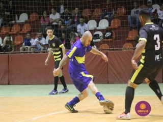 
<a style='margin-left: 5px;' class='btn btn-xs btn-social btn-facebook' href='https://www.facebook.com/sharer/sharer.php?u=https://www.boladovale.com.br/imgs/800-800-90/conteudo/fotos/1709/img2276.jpg' rel='popup' data-width='500' data-height='400'><i class='fa fa-facebook'></i>Compartilhar <span class='hidden-xs'>no Facebook</span>
</a> 
<a class='btn btn-default btn-xs' target='_blank' href='imgs/800-800-90/conteudo/fotos/1709/img2276.jpg'>
<span class='glyphicon glyphicon-cloud-download'></span> Salvar
</a> 
<span></span>