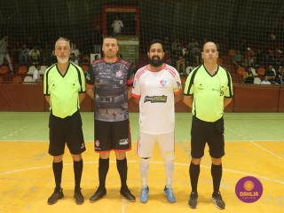 
<a style='margin-left: 5px;' class='btn btn-xs btn-social btn-facebook' href='https://www.facebook.com/sharer/sharer.php?u=https://www.boladovale.com.br/imgs/800-800-90/conteudo/fotos/1711/img2417.jpg' rel='popup' data-width='500' data-height='400'><i class='fa fa-facebook'></i>Compartilhar <span class='hidden-xs'>no Facebook</span>
</a> 
<a class='btn btn-default btn-xs' target='_blank' href='imgs/800-800-90/conteudo/fotos/1711/img2417.jpg'>
<span class='glyphicon glyphicon-cloud-download'></span> Salvar
</a> 
<span></span>