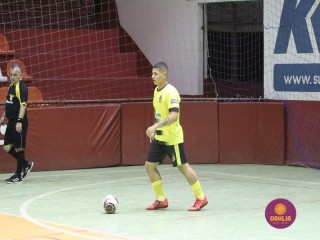 
<a style='margin-left: 5px;' class='btn btn-xs btn-social btn-facebook' href='https://www.facebook.com/sharer/sharer.php?u=https://www.boladovale.com.br/imgs/800-800-90/conteudo/fotos/1714/img2737.jpg' rel='popup' data-width='500' data-height='400'><i class='fa fa-facebook'></i>Compartilhar <span class='hidden-xs'>no Facebook</span>
</a> 
<a class='btn btn-default btn-xs' target='_blank' href='imgs/800-800-90/conteudo/fotos/1714/img2737.jpg'>
<span class='glyphicon glyphicon-cloud-download'></span> Salvar
</a> 
<span></span>