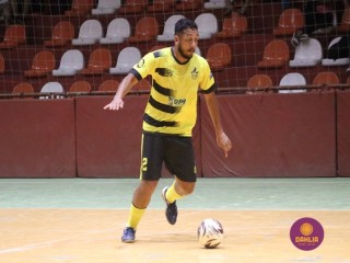 
<a style='margin-left: 5px;' class='btn btn-xs btn-social btn-facebook' href='https://www.facebook.com/sharer/sharer.php?u=https://www.boladovale.com.br/imgs/800-800-90/conteudo/fotos/1714/img2779.jpg' rel='popup' data-width='500' data-height='400'><i class='fa fa-facebook'></i>Compartilhar <span class='hidden-xs'>no Facebook</span>
</a> 
<a class='btn btn-default btn-xs' target='_blank' href='imgs/800-800-90/conteudo/fotos/1714/img2779.jpg'>
<span class='glyphicon glyphicon-cloud-download'></span> Salvar
</a> 
<span></span>